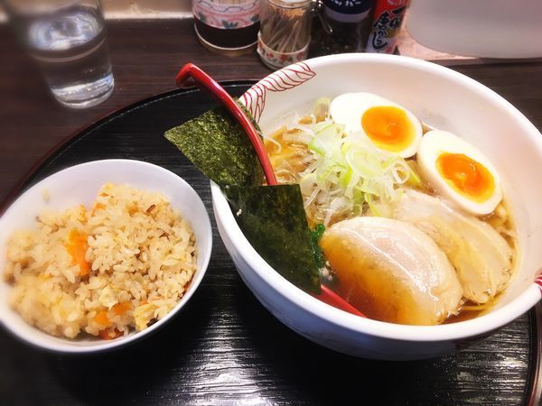 「特製醤油らーめん」@麺処 あす花の写真