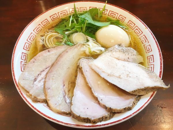 「中華そば(しょうゆ)＋味玉チャーシュー」@麺屋 京介の写真