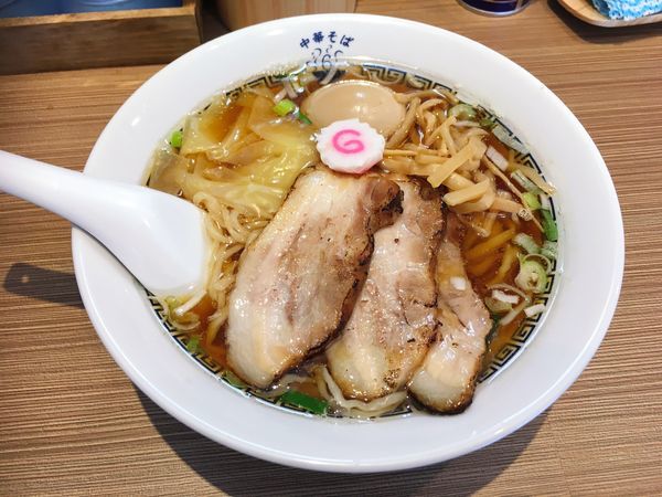 「特製 中華そば(白・手揉み)」@中華そば 六感堂の写真