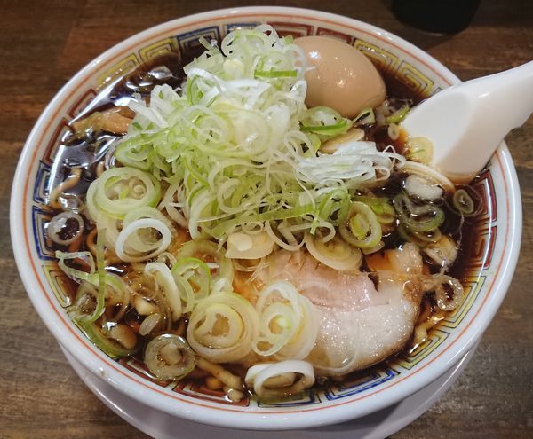 「味玉中華そば＋ネギ増し」@丸中華そばの写真