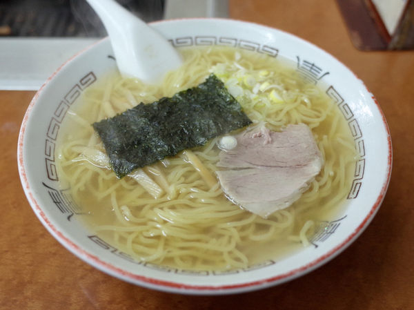 「ラーメン…550円」@食堂 寿美吉の写真