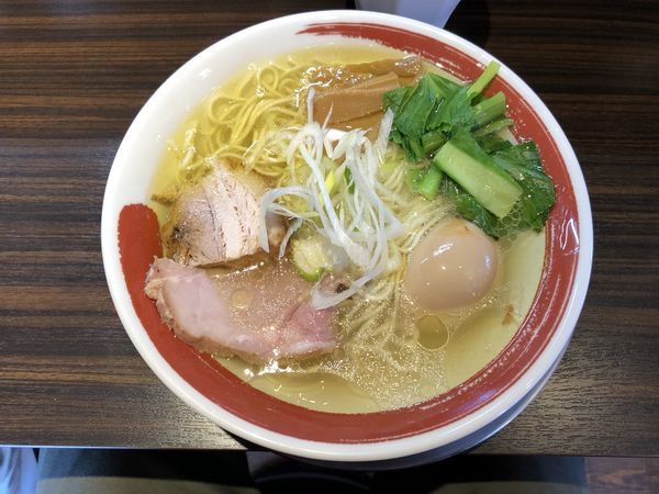 「味玉鶏塩ら～めん」@ら〜めん剣豪の写真