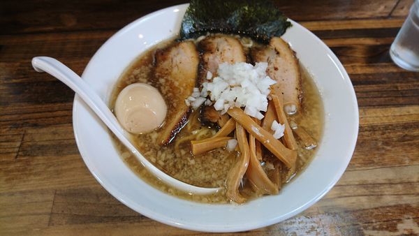 「特製背脂煮干1000円」@八王子 響の写真