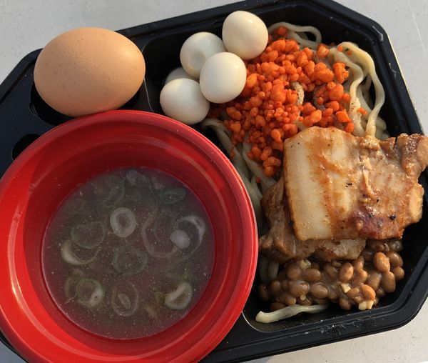 「【小烏丸 × 有坂 × 鷹の目】厚切りふわとろ豚&煮干三昧」@中華蕎麦とみ田 冨田治PRESENTS 最強ラーメン祭2019 in 小山の写真