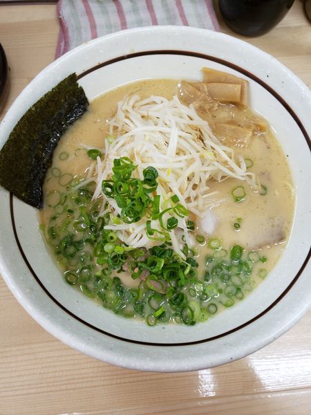 「味玉ラーメン」@麺屋しげるの写真