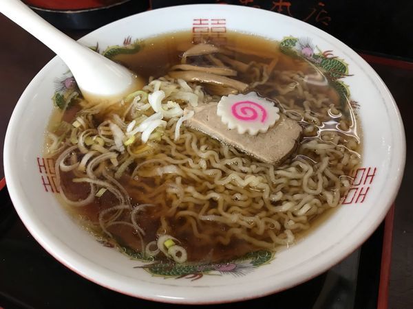 「中華そば  594円」@三忠食堂 本店の写真