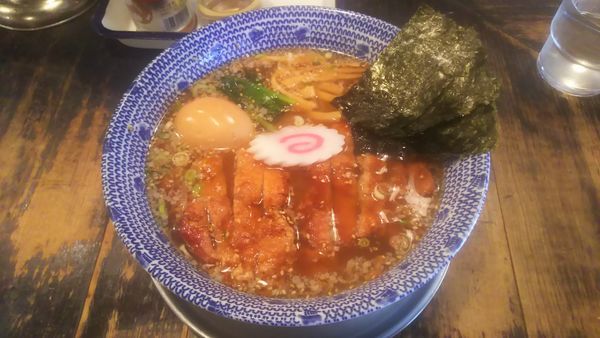 「パーコー麺（薄口醤油）1000円+味玉（クーポン）」@くじら軒 横浜本店の写真