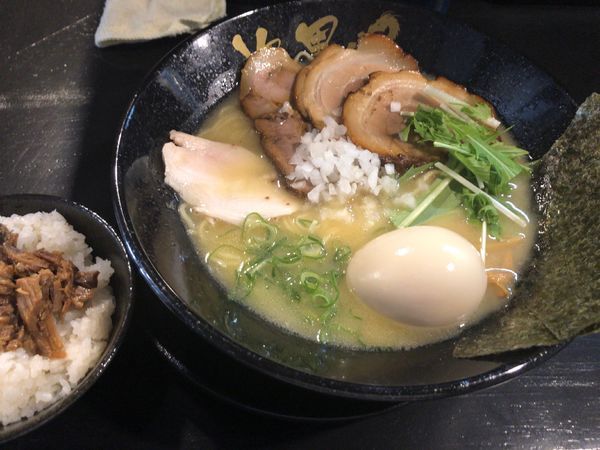 「特製トリパイタン」@次男坊 THE SECOND 三鷹店の写真