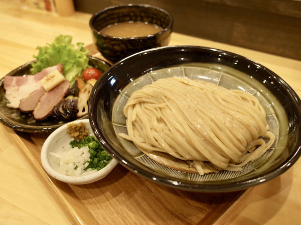 「鶏と魚介と香味野菜の濃厚つけ麺…1080円」@麺家 幸先坂の写真
