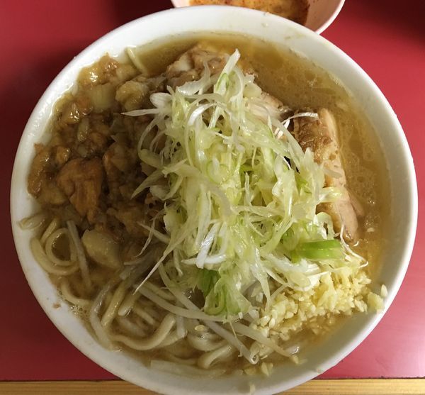 「小ラーメン  玉子 ラーショ風ネギ  ニンニク アブラ」@ラーメン二郎 桜台駅前店の写真