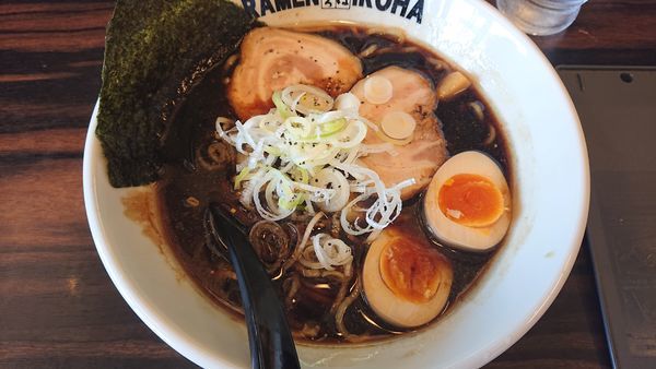 「富山ブラックラーメン」@麺家いろは 射水本店の写真