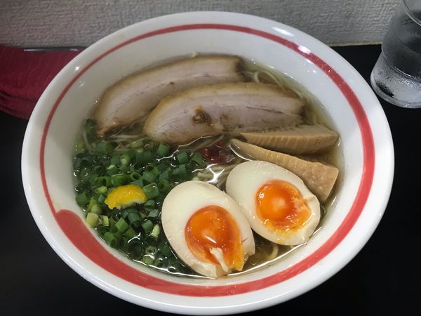 「アゴだし特製塩ラーメン」@自家製麺SHINの写真