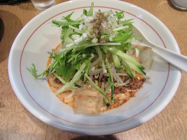 「白胡麻冷やし担々麺（９００円）＋水餃子４３０円」@新中華食堂 天海の写真