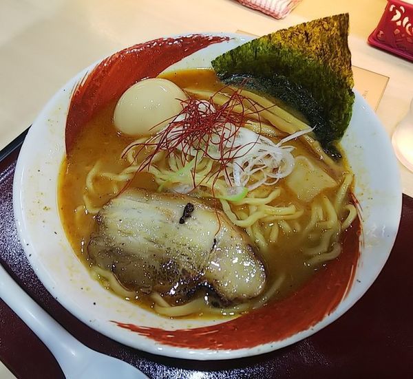 「味玉ラーメン870円」@海老秀 成沢店の写真