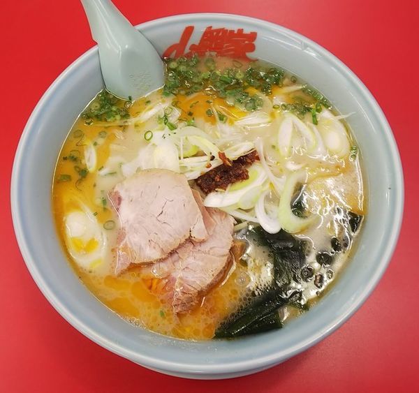 「えび塩らーめん870円」@ラーメン山岡家 山形西田店の写真