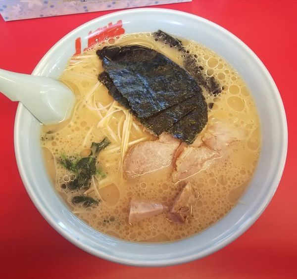「醤油ネギラーメン中盛860円」@ラーメン山岡家 山形西田店の写真