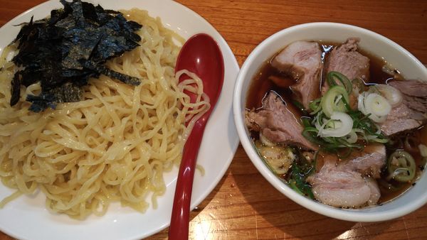 「チャーざる」@神田らぁめん 悠 HARUKAの写真