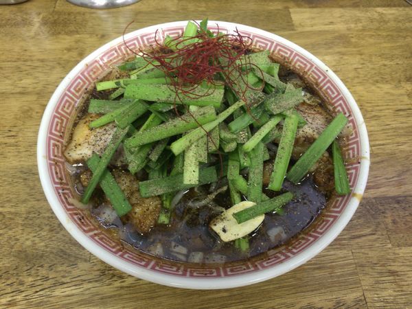 「【限定】ブラック ザ ホルモン 900円」@中華蕎麦 丸め 東久留米店の写真