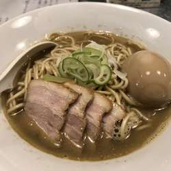 味玉らぁめん（塩）¥880