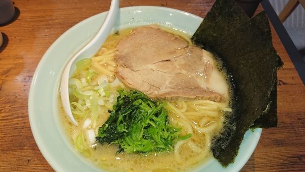 「ラーメン並(780円)」@麺家 千晃 新横浜店の写真
