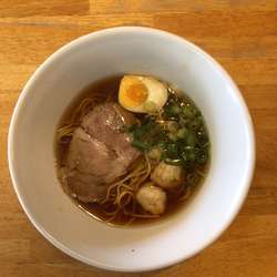 中華そば (800円)