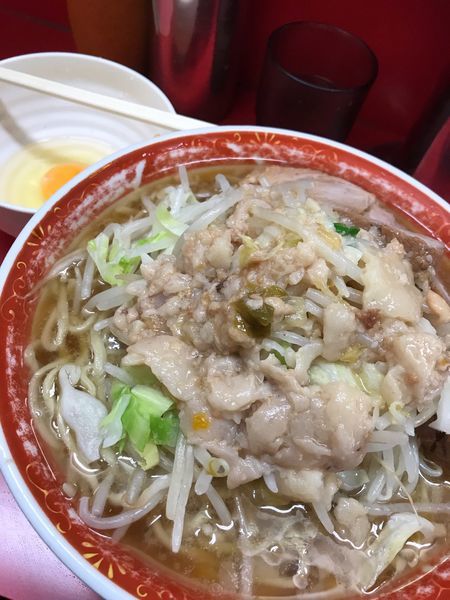 「大ラーメン750円+生たまご50円」@ラーメン二郎 上野毛店の写真