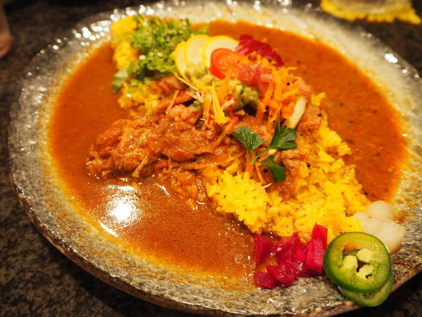 「愛がけカレー（週替わり限定カレー×2種類カレー）」@Spices Curry Synergyの写真