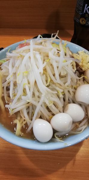「小ラーメン、うずら、ニンニク（750+100+0）」@ラーメン二郎 八王子野猿街道店2の写真