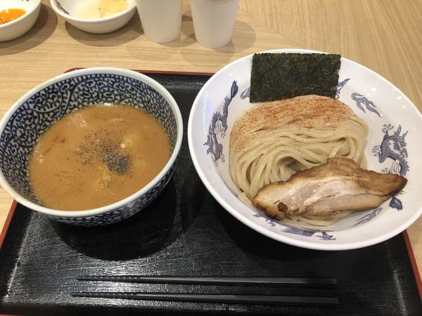 「濃厚つけ麺」@豚骨一燈 アリオ葛西店の写真