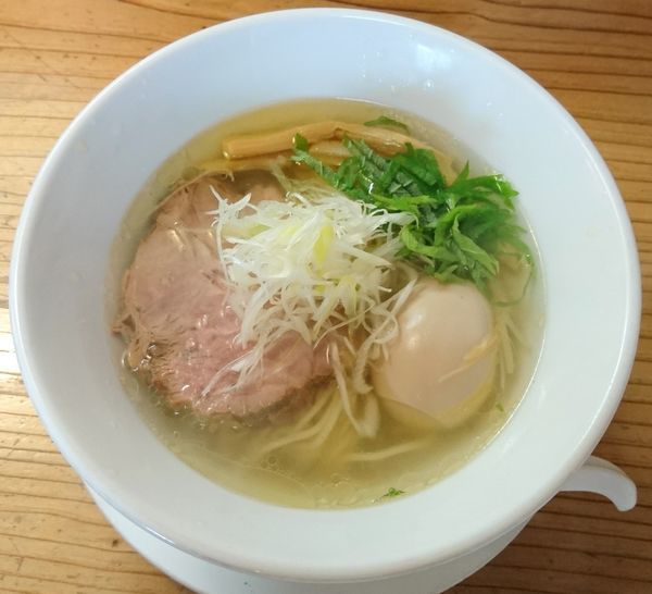 「鶏塩＋味玉」@麺蔵 あつおの写真