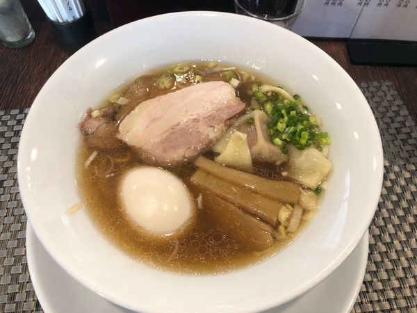 「チャーシューワンタンメン味玉入り」@麺匠 きくちの写真