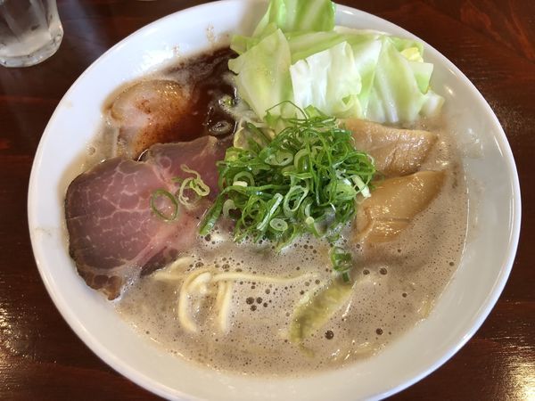 「豚骨らーめん」@らーめん 五ノ神精肉店 煮干し編の写真