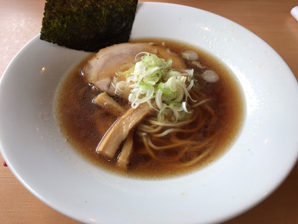 「醤油らーめん」@らーめんキッチン いいづかの写真