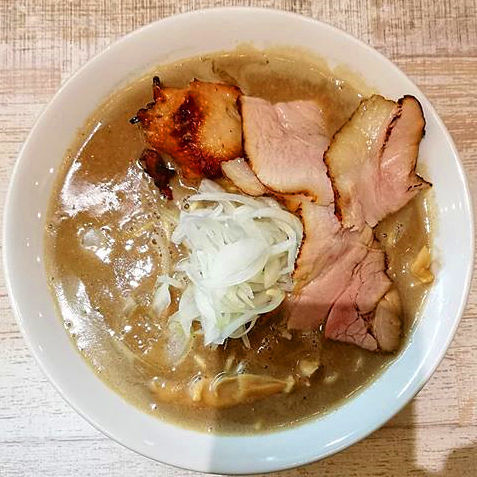 「特濃魚介そば」@麺garage 肉ヲ見ルの写真