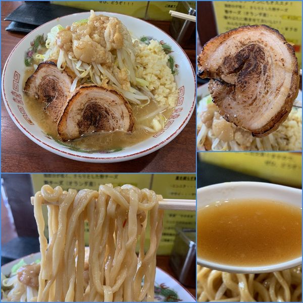 「ラーメン¥850（麺カタメ・ニンニクマシ・アブラ・カラメ）」@ラーメン 豚んちの写真