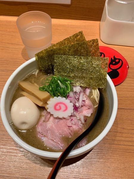 「特製煮干し中華そば」@煮干中華そば 鈴蘭 新宿店の写真