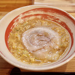 もっともっとおいしいらぁめん…730円