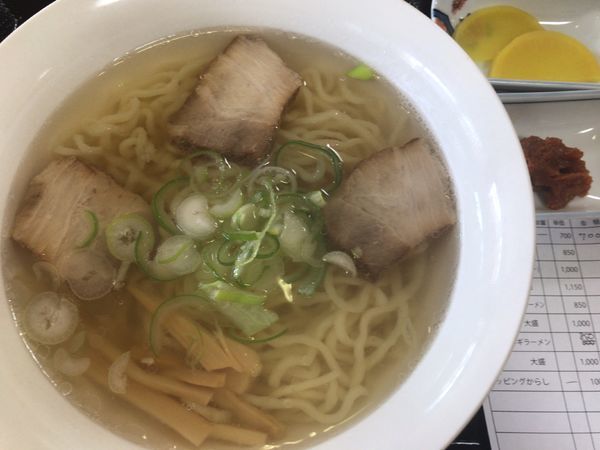 「会津山塩ラーメン・並700円+トッピングからし100円」@早稲澤屋 しお◯の写真