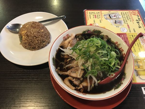 「中華そばプラス焼飯」@新福菜館 秋葉原店の写真