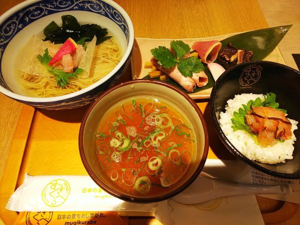 「至福の真鯛つけそば」@むぎくらべの写真