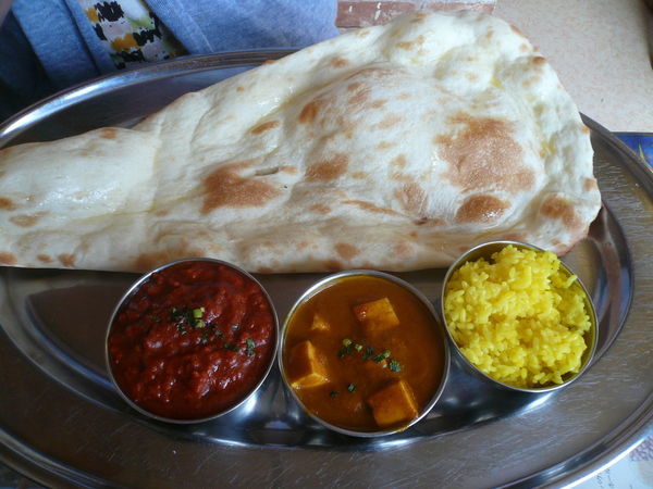 「ランチCセット（キーマ+日替わり）激辛」@インド料理＆カフェ BILASHI（ビラシ）の写真