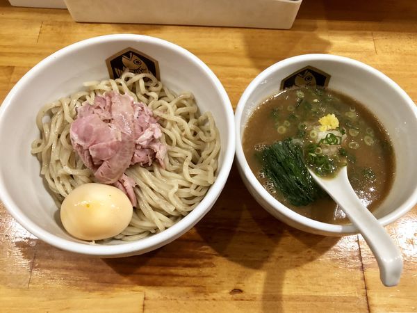 「味玉濃厚真鯛つけ麺 ￥1000」@真鯛らーめん 麺魚の写真
