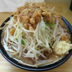 ラーメン ７００円 ※ニンニク少なめ・アブラ