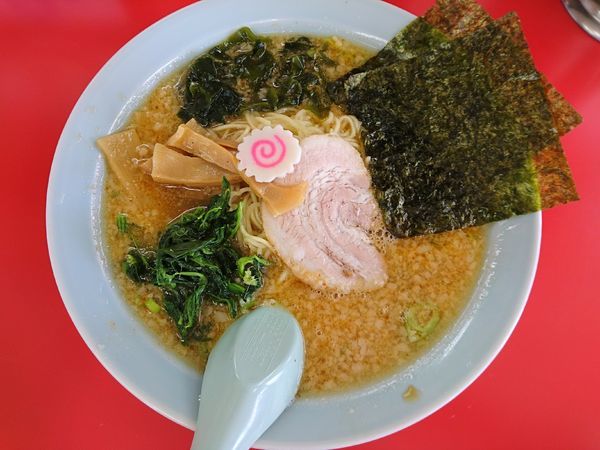 「ラーメン（アブラ多め）＋辛味スパイス」@ラーメンショップ 太田店の写真