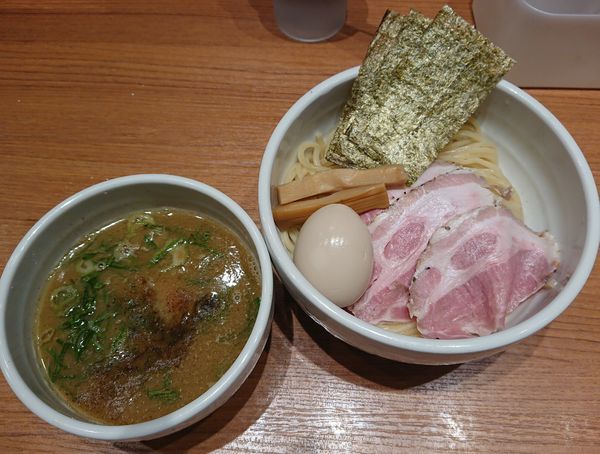「特製つけ麺（麺少なめ）」@煮干中華そば 鈴蘭 新宿店の写真