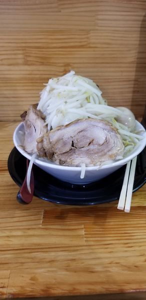「極太麺（塩）、味玉」@麺屋 とん嬉の写真