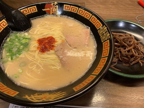 「とんこつラーメン」@一蘭 静岡駅前店の写真