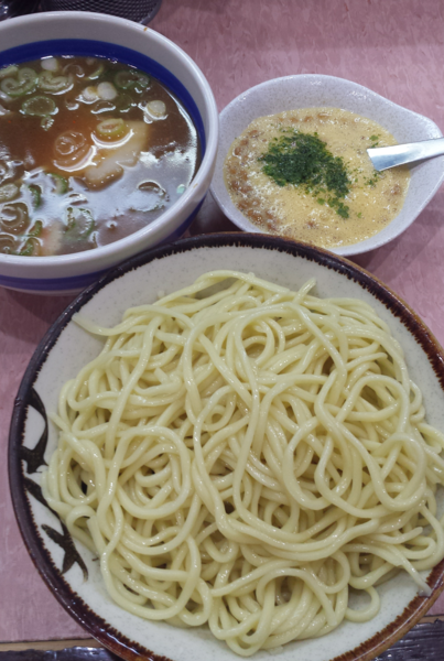 「もりそば(並)730円麺カタメ 納豆(生卵入り)100円」@所沢大勝軒の写真