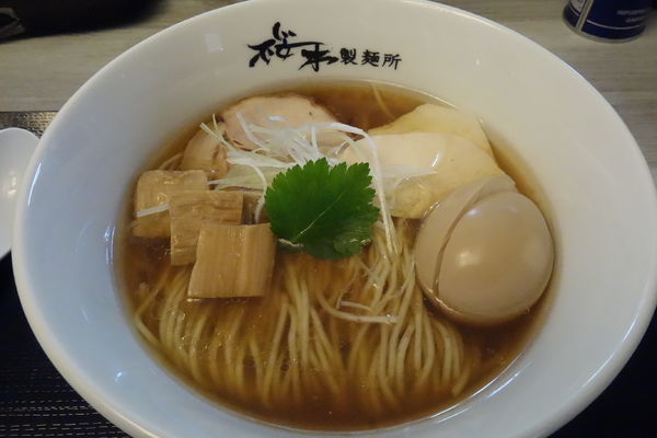 「味玉中華そば  醤油」@中華そば 桜木製麺所の写真