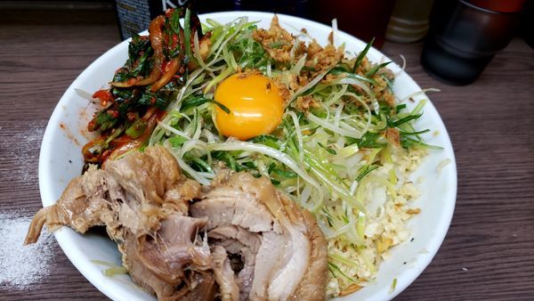 「小＋汁なし＋ネギ＋ニラキムチ」@ラーメン二郎 横浜関内店の写真